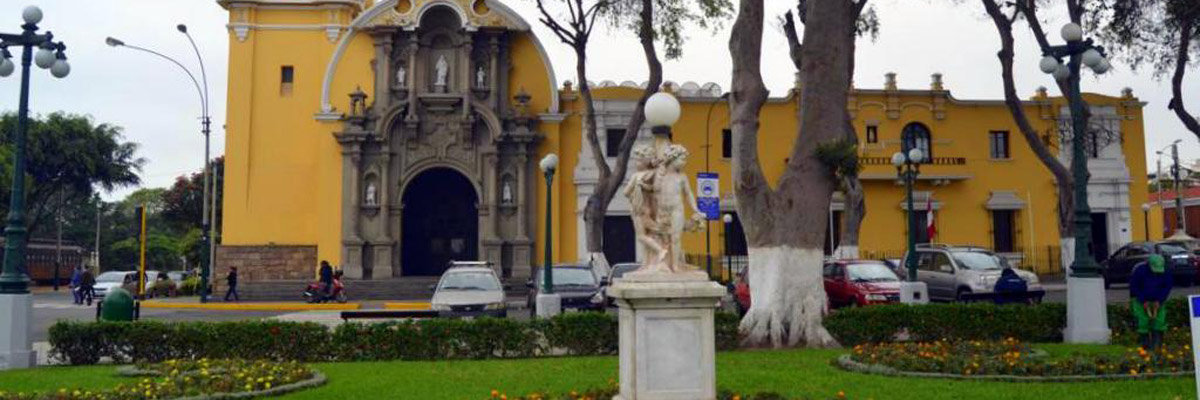 Biking in Lima  in Lima